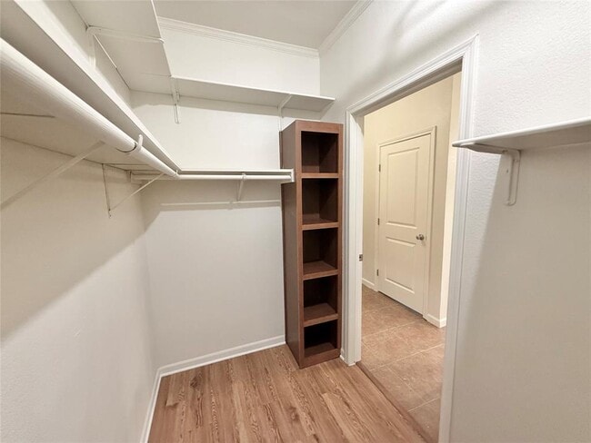 Building Photo - 289 Heatherwood Dr