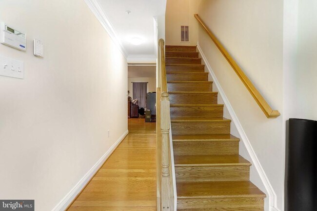 Building Photo - 3819 Watkins Mill Dr