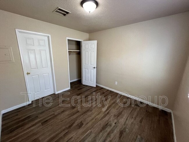 Building Photo - 9318 Rd 236