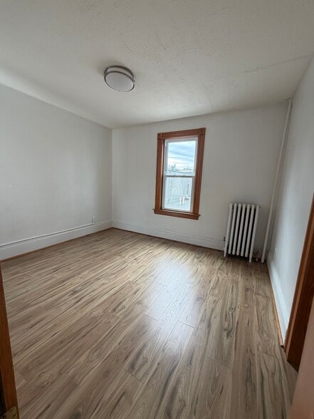 Bedroom 1 - 6 Smythe St