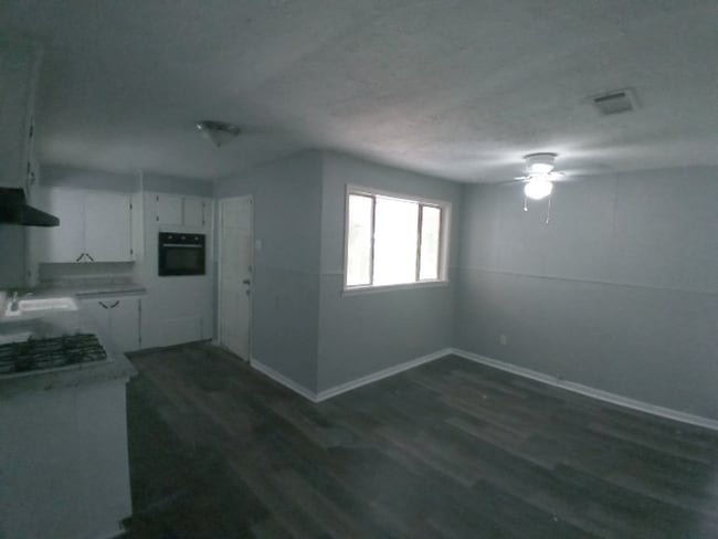 Building Photo - 1326 Jones St