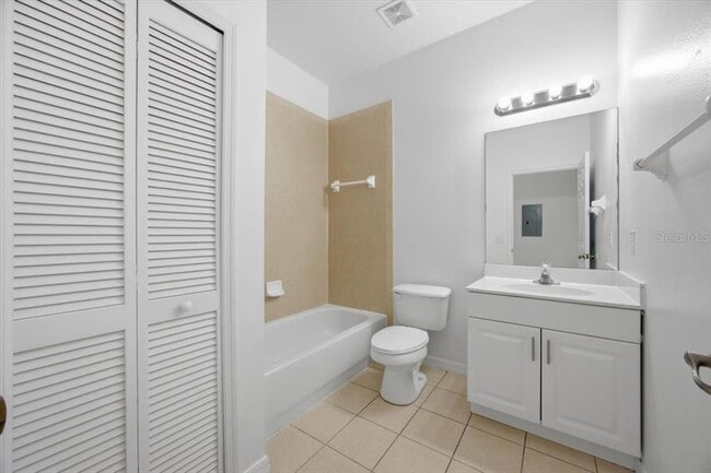 Building Photo - 3157 Sun Lake Ct