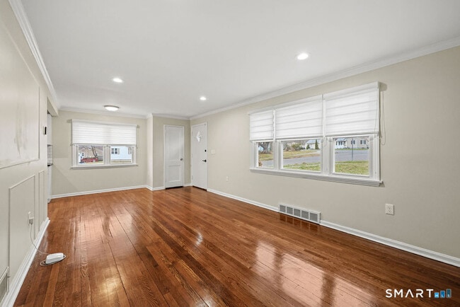 Building Photo - 125 Twin Brook Rd