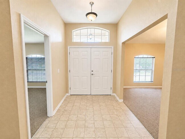 Building Photo - 4876 Summerfield Cir