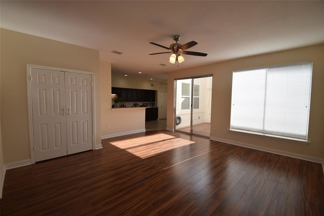Building Photo - 15107 Kimberley Ct