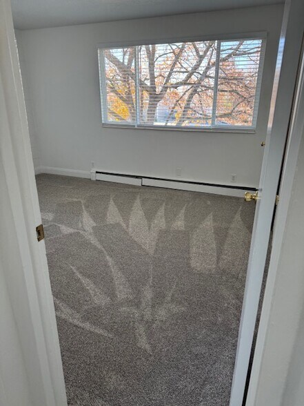 Building Photo - 554 N 800 W