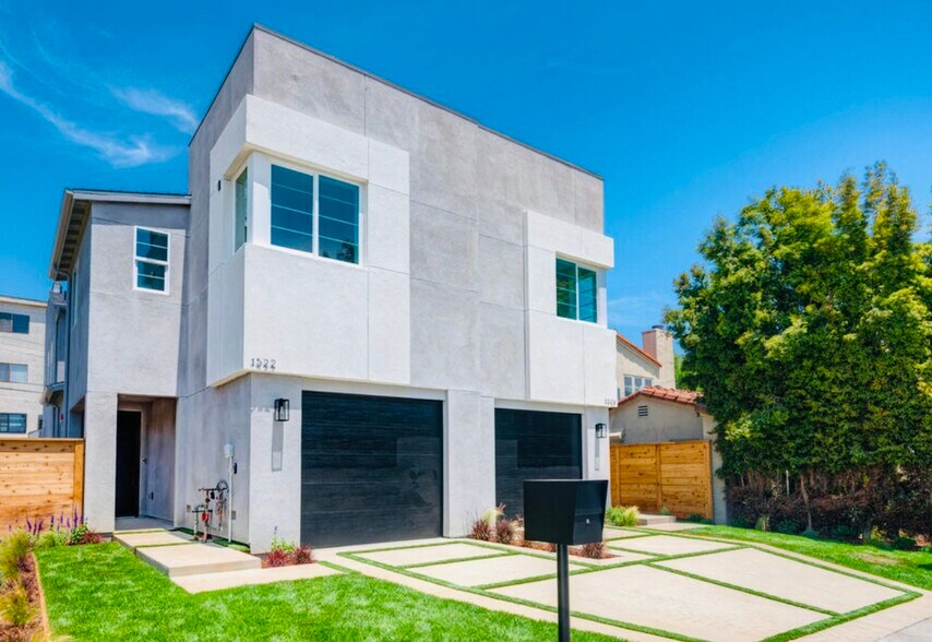 Building Photo - 1522 Wellesley Ave
