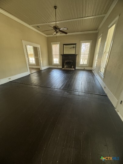 Building Photo - 302 N Burleson St