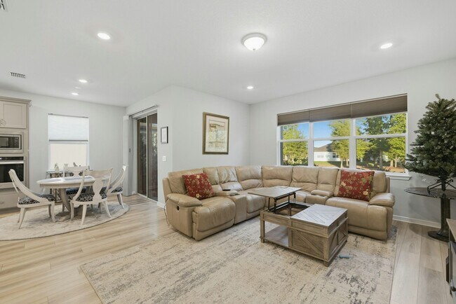 Building Photo - 5584 SW 85th Ave Rd