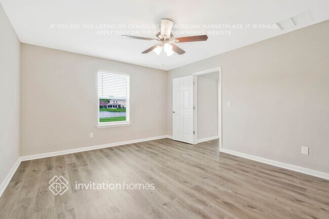Building Photo - 78125 Saddle Rock Rd