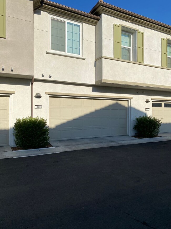 Building Photo - Brand New 3 Bedroom 2.5 Bath Home - Ready ...