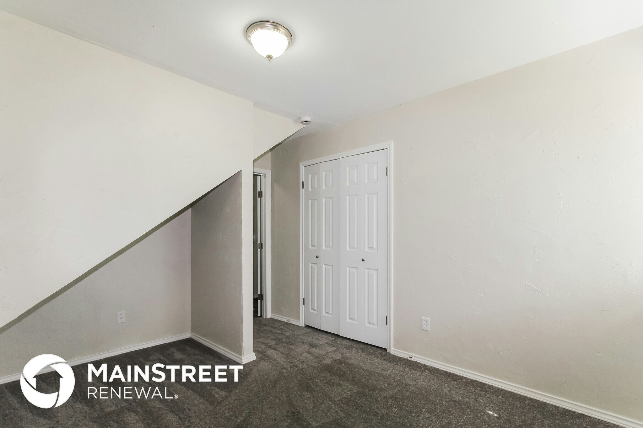 Building Photo - 8909 NW 83rd St