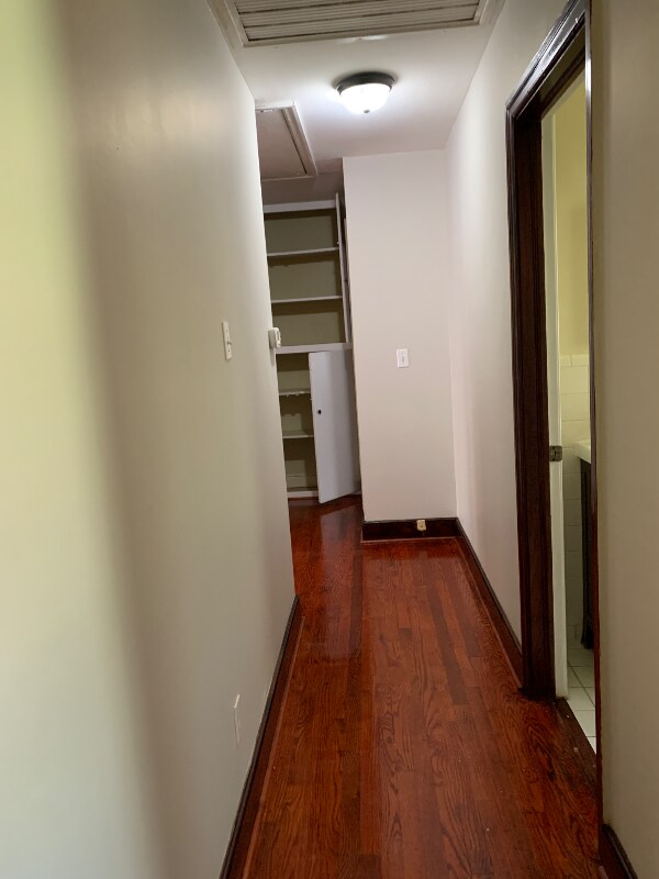 Building Photo - 1819 Morninghill Dr