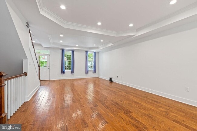 Building Photo - 1110 Orren St NE