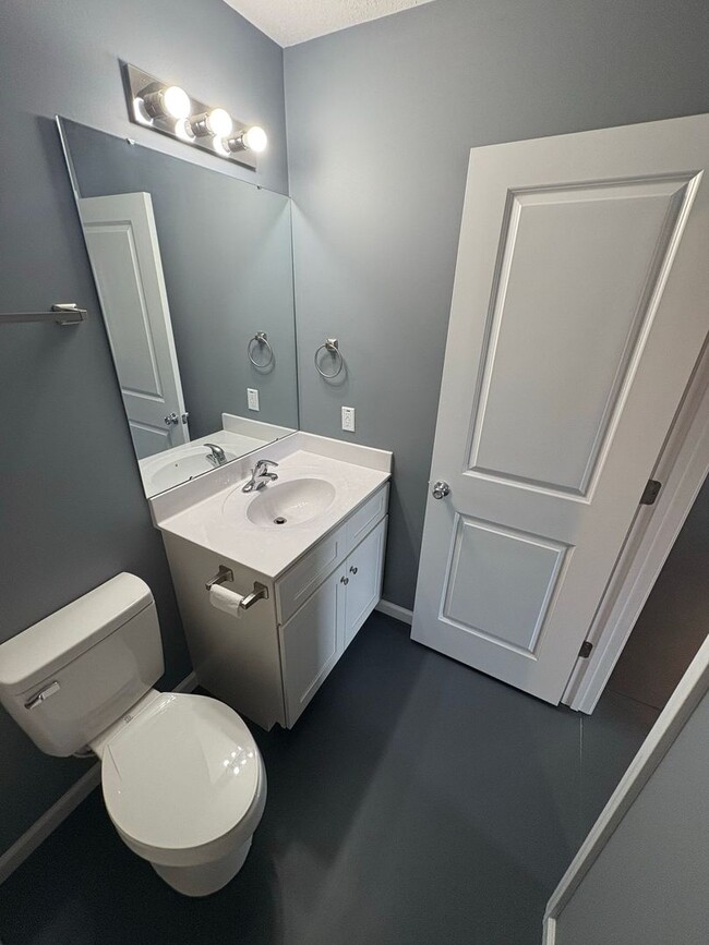 Building Photo - Great home!