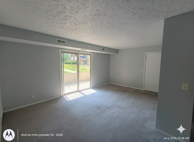 Building Photo - 5190 Emil Ave SW