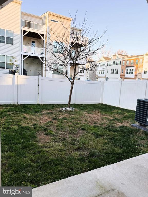 Building Photo - 4074 Elizabeth Reed Wy