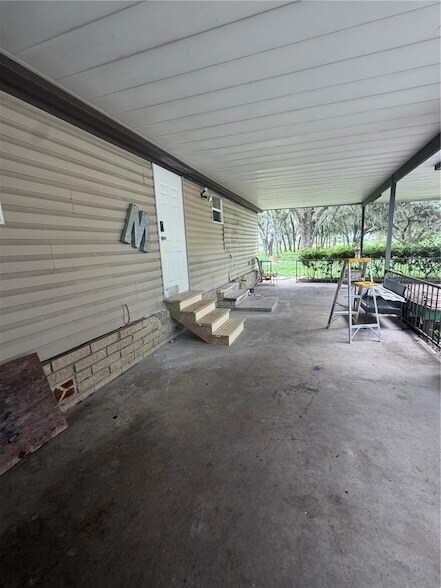 Building Photo - 6828 FL-33