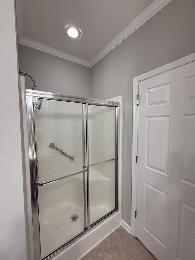 Building Photo - 2 Bedroom Townhome for Rent in Stonewall F...