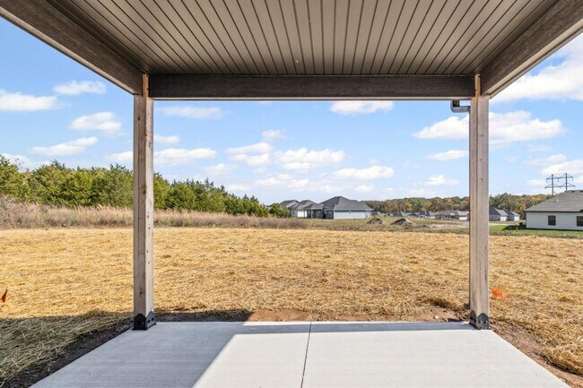 Building Photo - 2004 Stone Mountain Pkwy