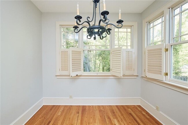 Building Photo - 1843 Butlers Ln