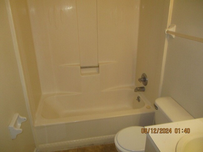 Building Photo - 2808 Falcon Ln