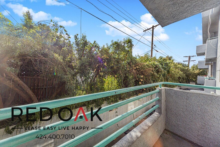 Building Photo - 3540 Fletcher Dr