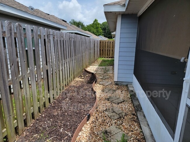 Building Photo - 470 SW 251st St