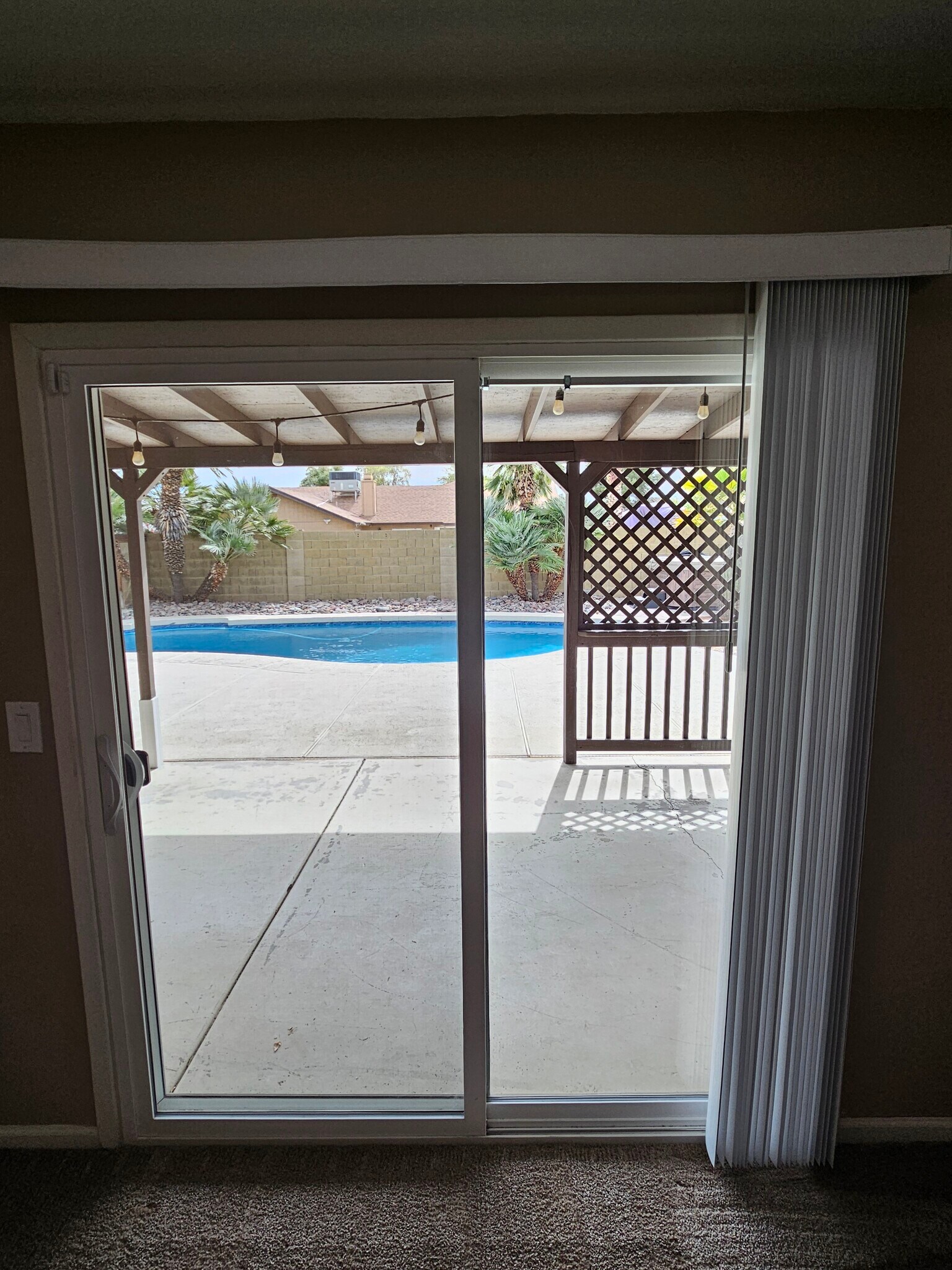 Building Photo - 4945 E Fox St