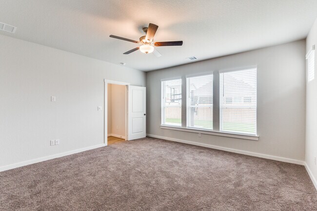 Building Photo - 2618 Suncadia Ln
