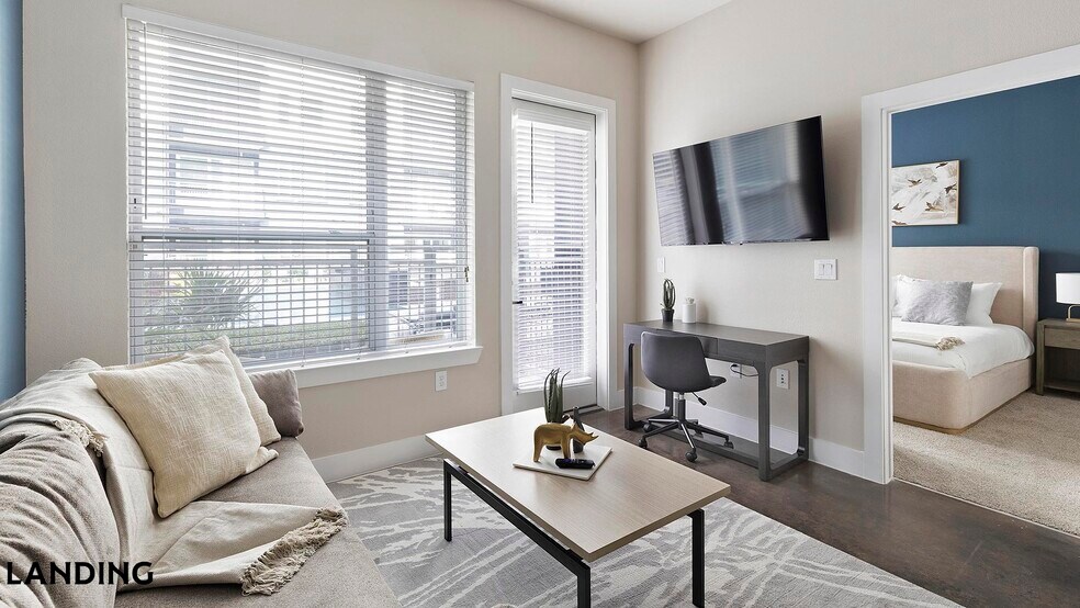 Building Photo - 3501 Ross Ave