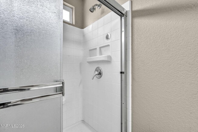 Building Photo - 17765 Oakview Ct