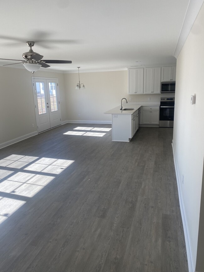 Building Photo - 3277 Spiral Ln