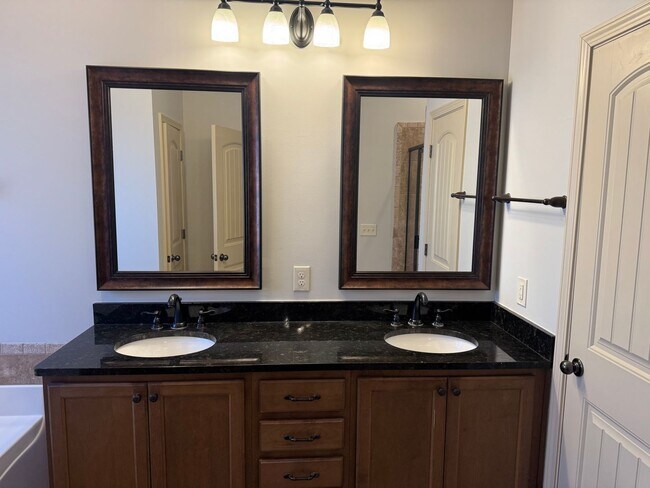 Building Photo - Pike Road Home