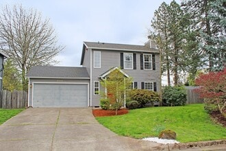Building Photo - Traditional Modern Home On Cul-De-Sac in Established Beaverton Neighborhood