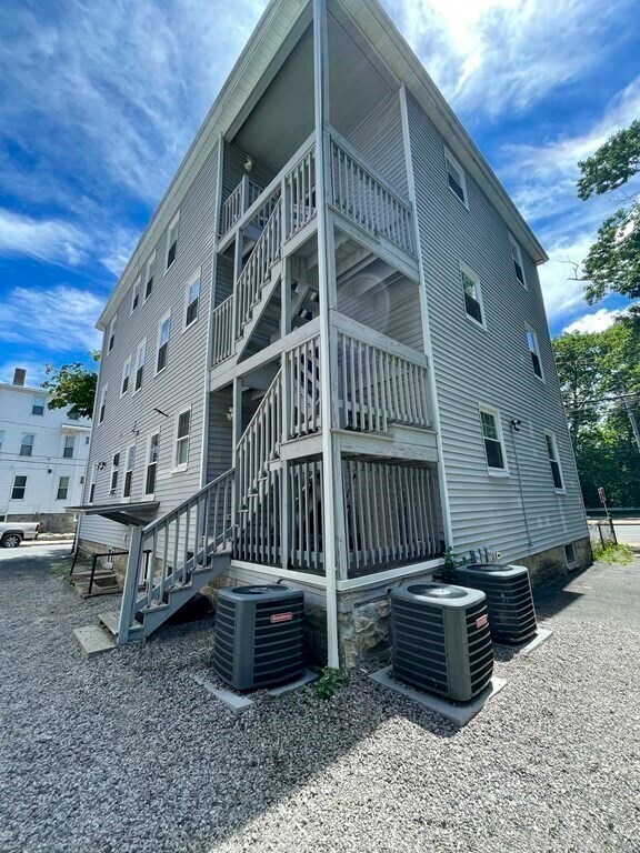 Building Photo - 4803 Washington St
