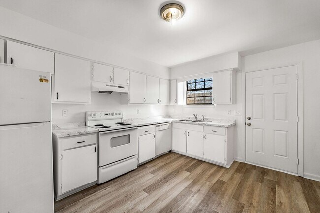 Building Photo - 4558 Brooke Valley Dr