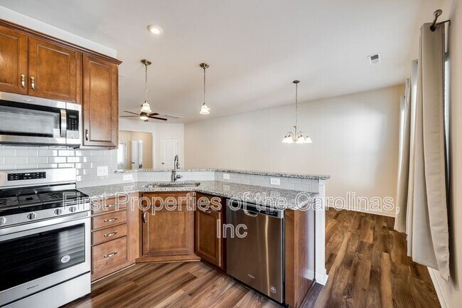 Building Photo - 524 Hunters Dance Road