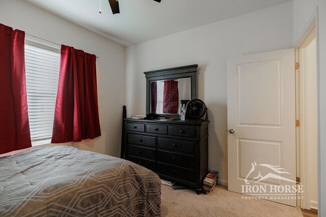 Building Photo - 388 Mccall Wy