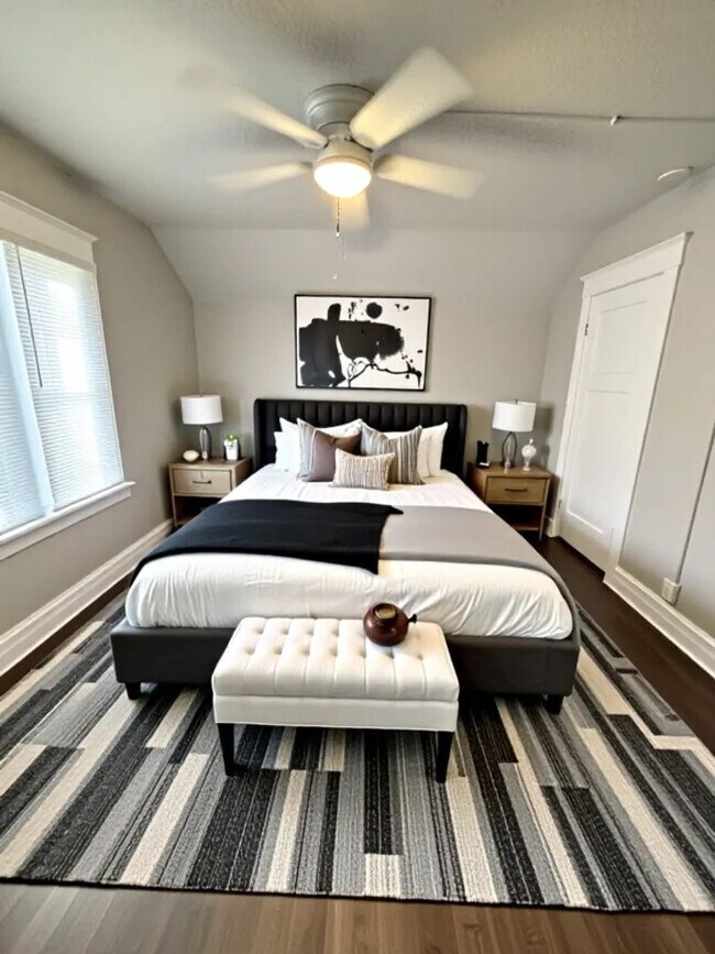 Building Photo - For Rent – Spacious 4-Bedroom Home with Modern Upgrades!