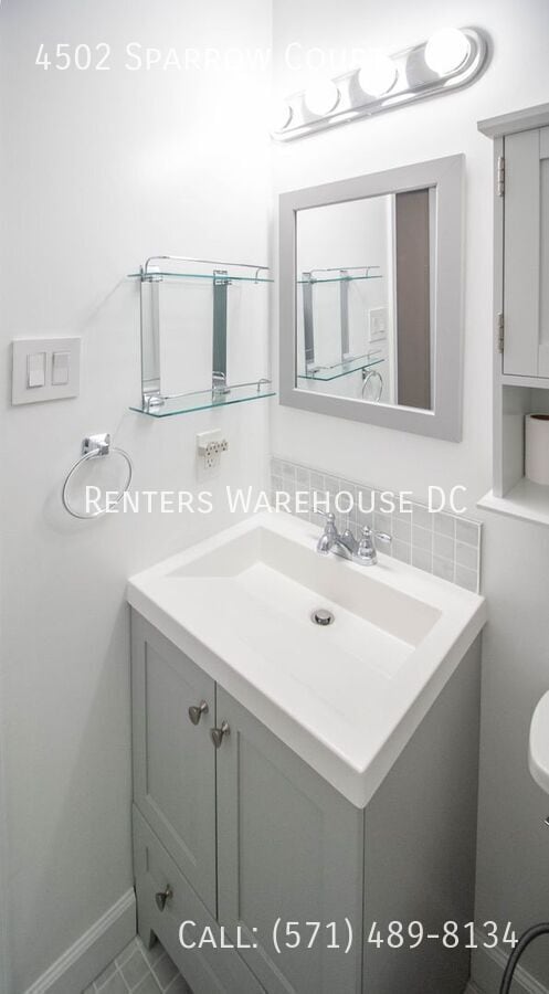 Building Photo - 4502 Sparrow Ct