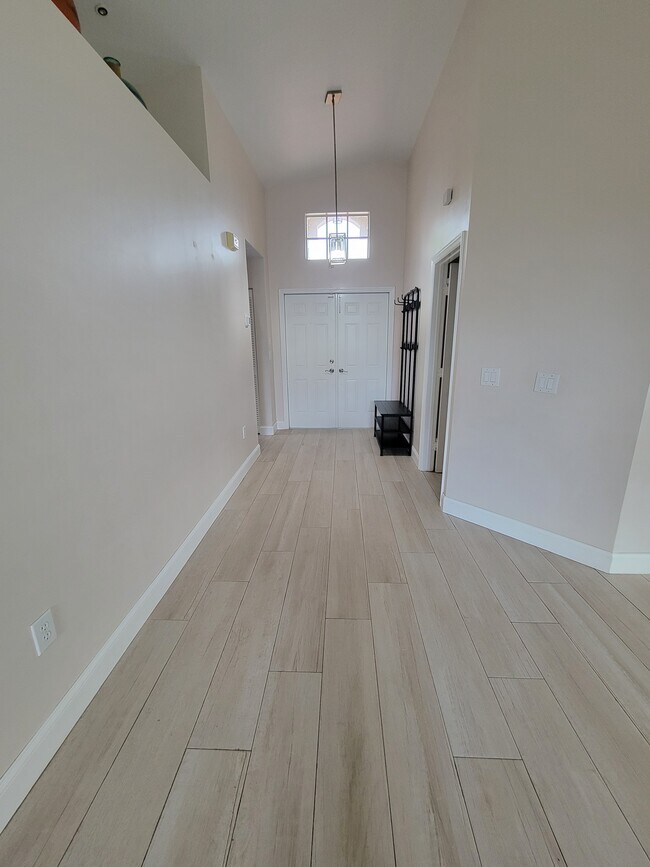 Building Photo - 13847 NW 22nd Ct