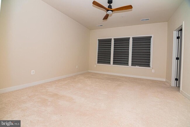 Building Photo - 9011 Amelung St