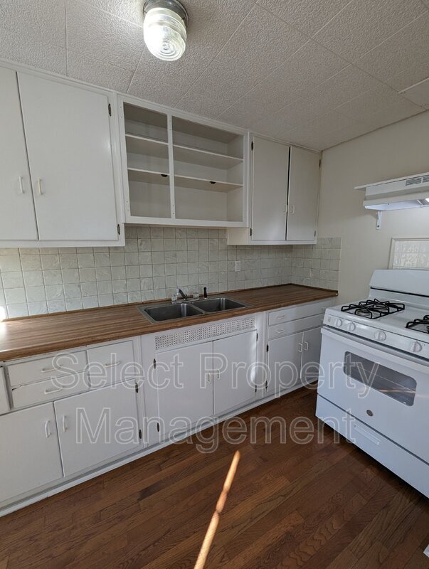 Building Photo - 1226 Elmwood Ave