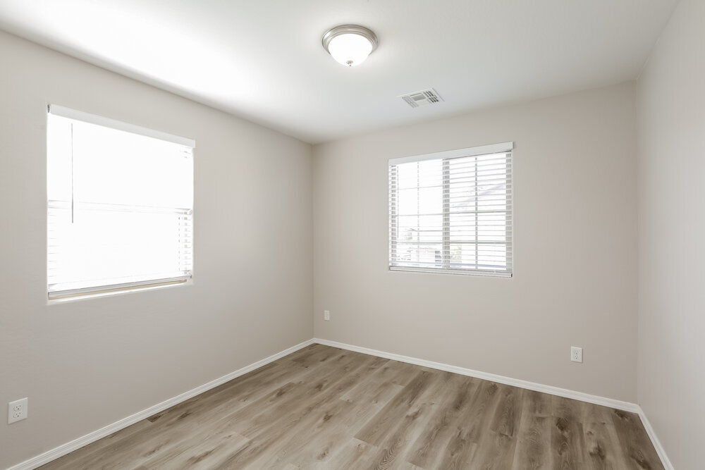 Building Photo - 2671 N 73rd Glen