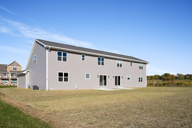 Building Photo - Diversity Duplex