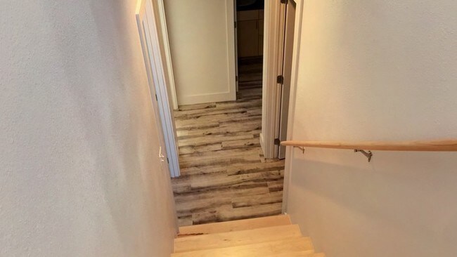 Building Photo - 1112 King Rd