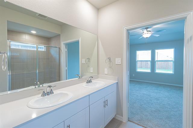 Building Photo - 2216 Dunbar Dr