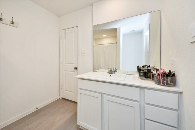 Building Photo - 1463 Cactus Rose Dr