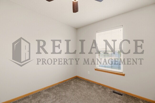Building Photo - 1726 Black Oak Ct
